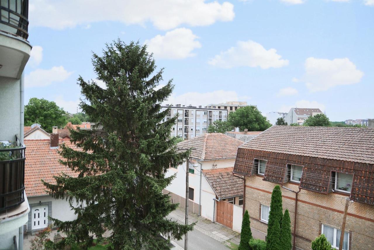 Crown Apartment 2 Subotica Zewnętrze zdjęcie